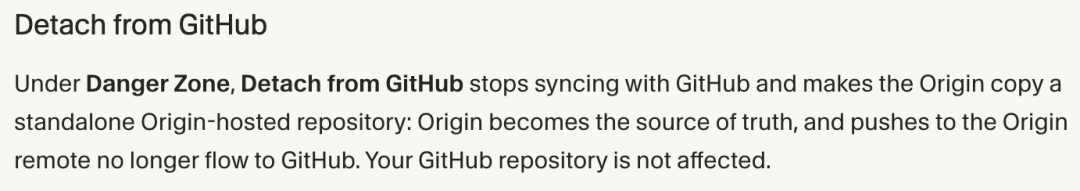 Esta imagem corresponde ao conteúdo da interface de configurações do repositório do Cursor no documento, com o foco na ação "Danger Zone" rotulada como "Desanexar do GitHub". Essa ação interrompe a sincronização com o GitHub, tornando a cópia do Origin um repositório independente hospedado no Origin. Nesse momento, o Origin passa a ser a única fonte de informações, e os pushes para o remote do Origin não serão mais sincronizados com o GitHub, sem que o repositório original no GitHub seja modificado ou excluído.